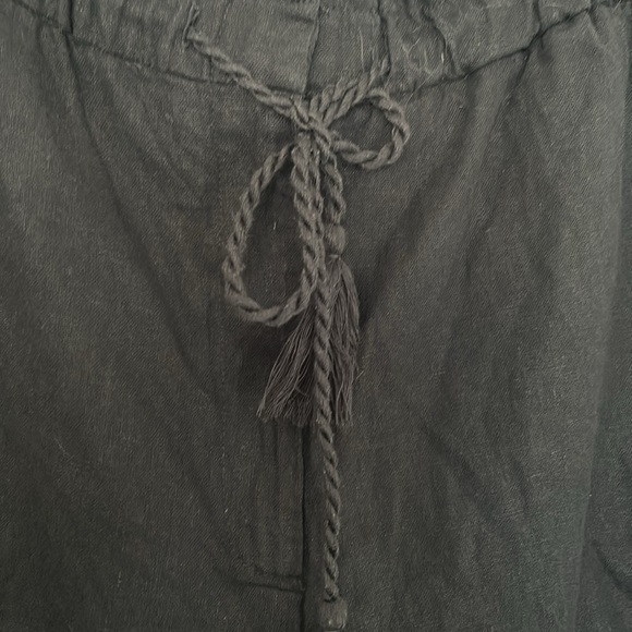 HOUSE OF HARLOW 1960  - short paperbag linen blend high waist black size large - Picture 2 of 6